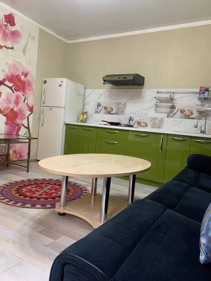 Ala-Bel Guesthouse Bishkek Exteriör bild